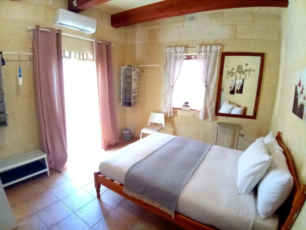 Laringa Holiday Bed&Breakfast Għajnsielem Kültér fotó